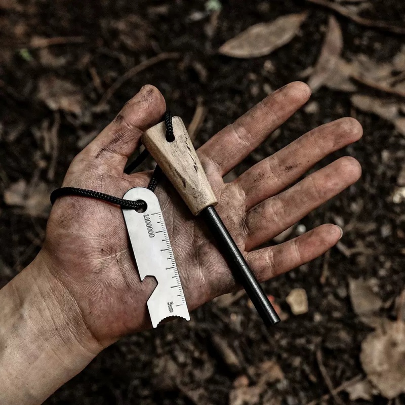 Portable outdoor flint, equipp - Ferro Rod Striker 评论和价格